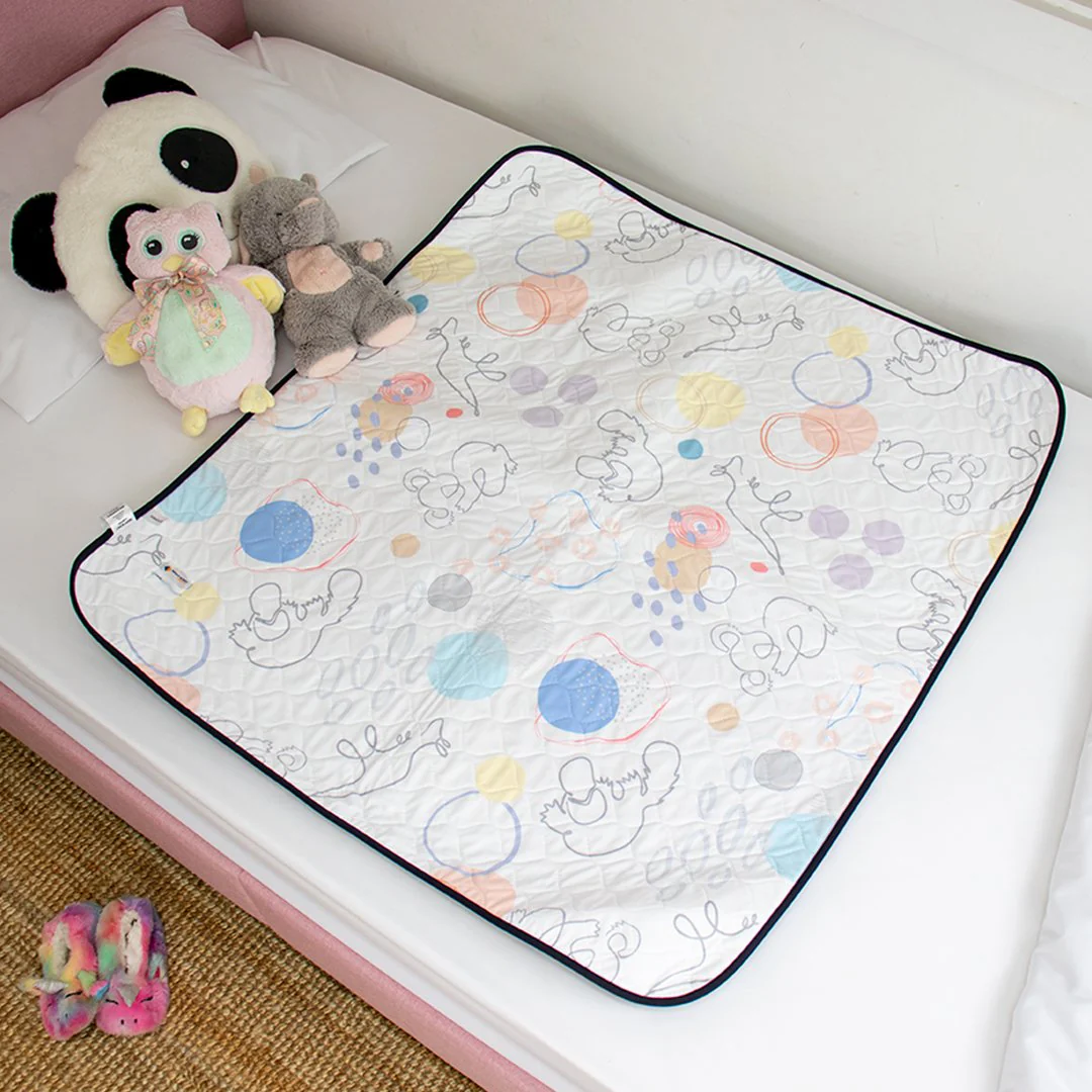 Waterproof & Absorbent Bed Pad (no wings) - Image 5